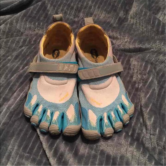 Vibrant Five Finger Shoes - Picture 1 of 3